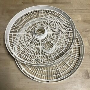2 Nesco American Harvest Food Dehydrator Replacement Trays Drying Racks FD-37
